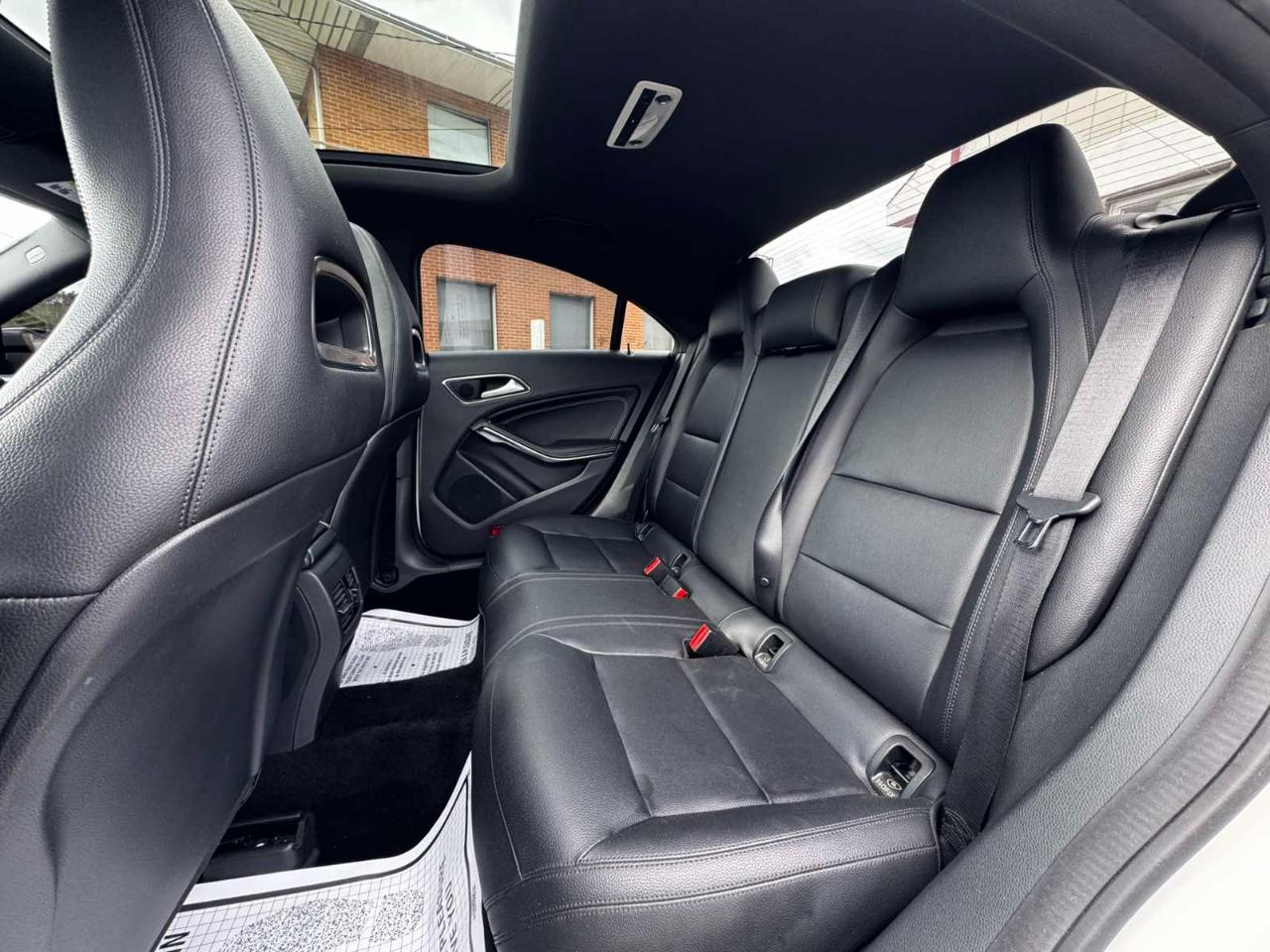 Mercedes-Benz CLA-Class 4dr Sdn CLA 250 FWD 2014
