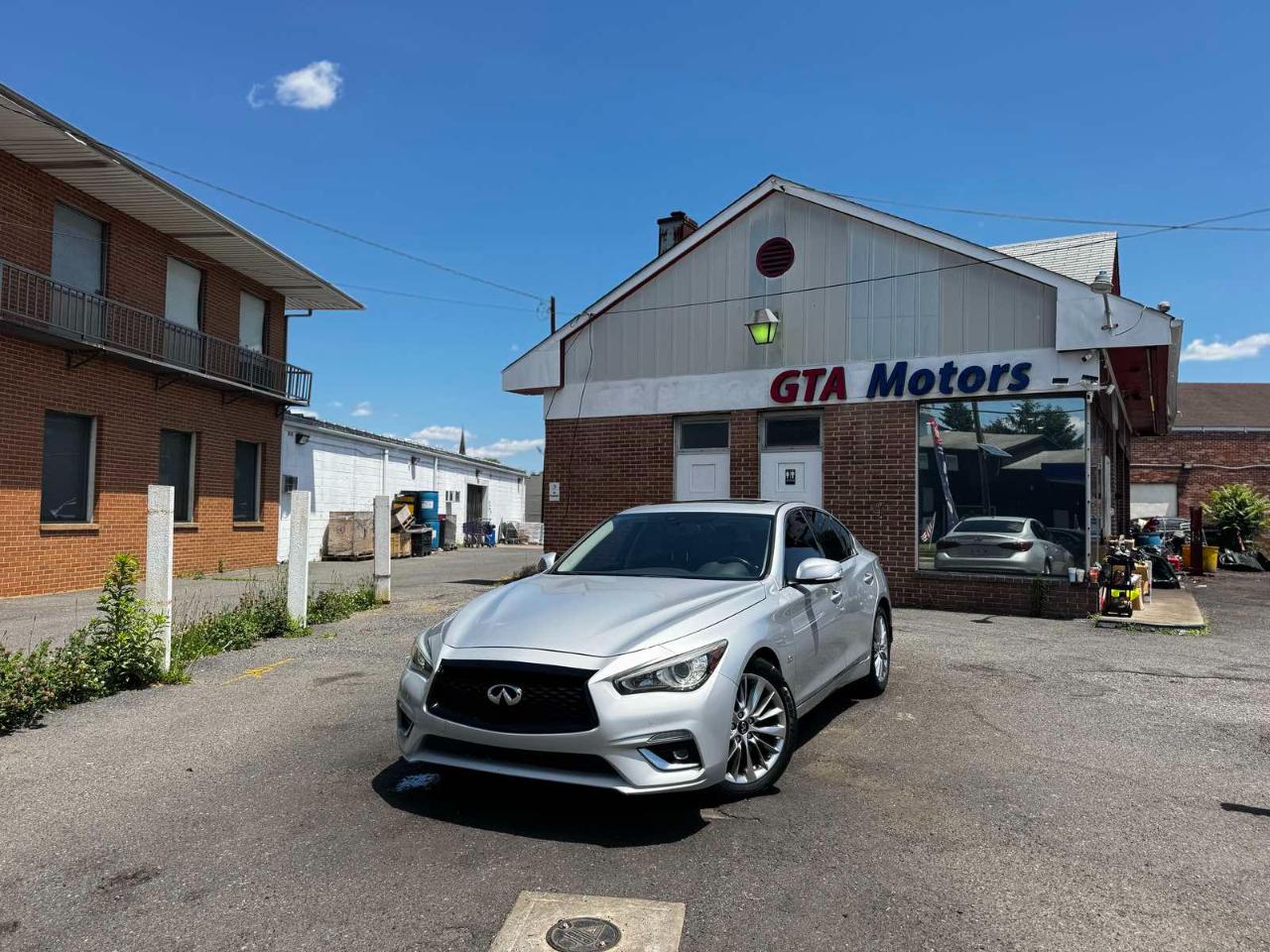 Infiniti Q50 3.0t LUXE RWD 2019