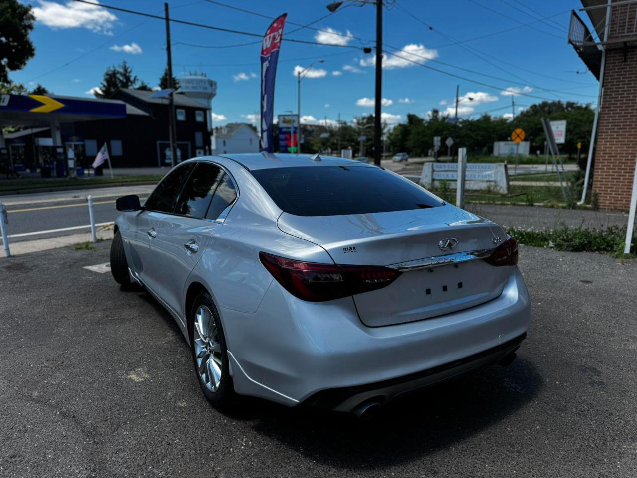 Infiniti Q50 3.0t LUXE RWD 2019