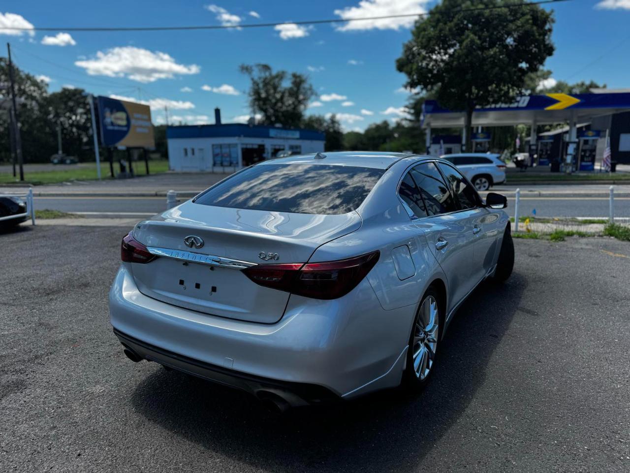 Infiniti Q50 3.0t LUXE RWD 2019