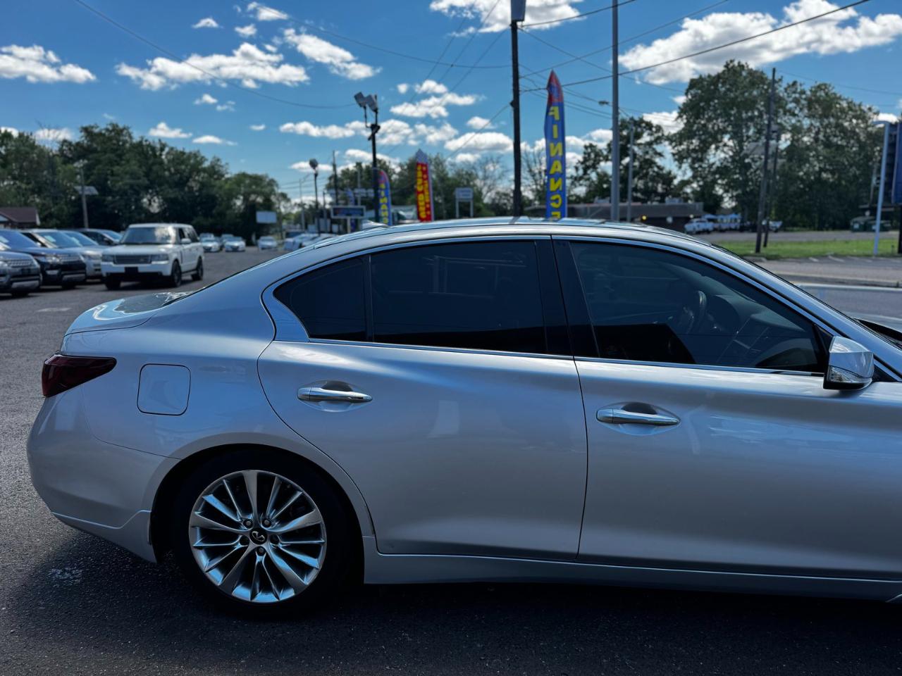 Infiniti Q50 3.0t LUXE RWD 2019