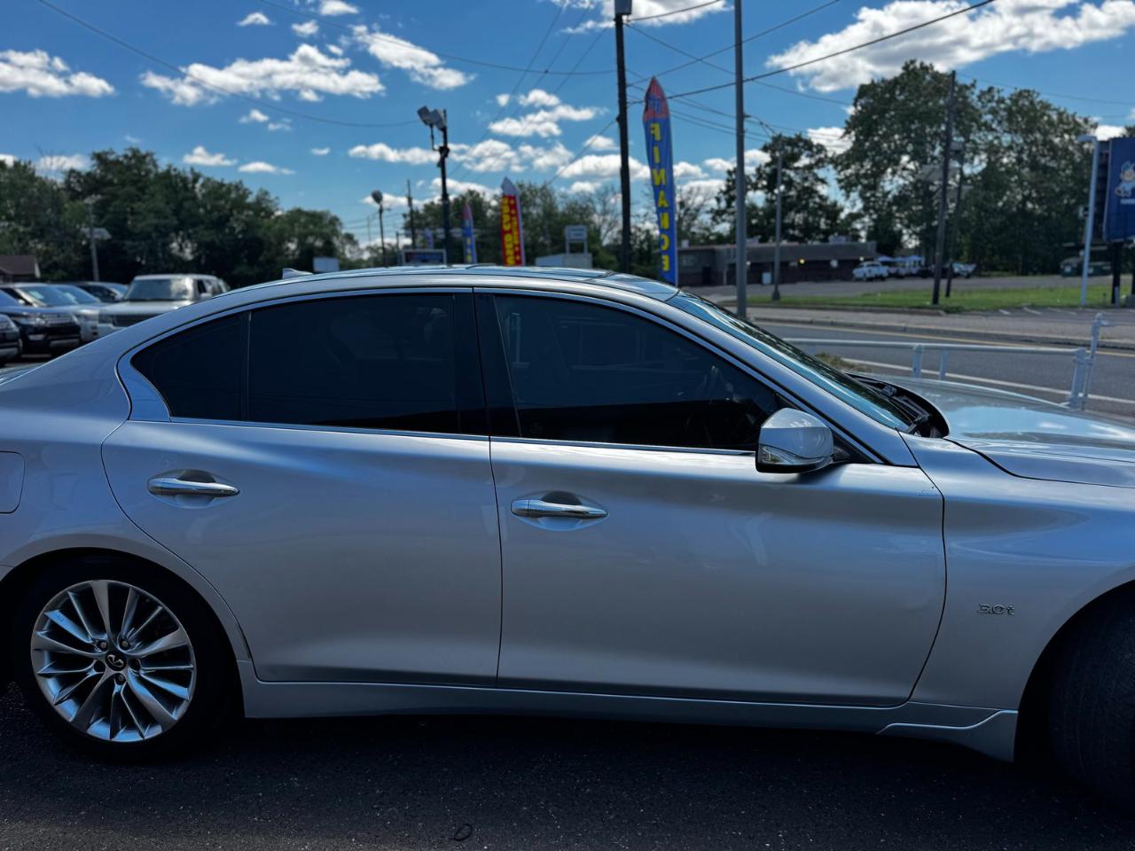 Infiniti Q50 3.0t LUXE RWD 2019