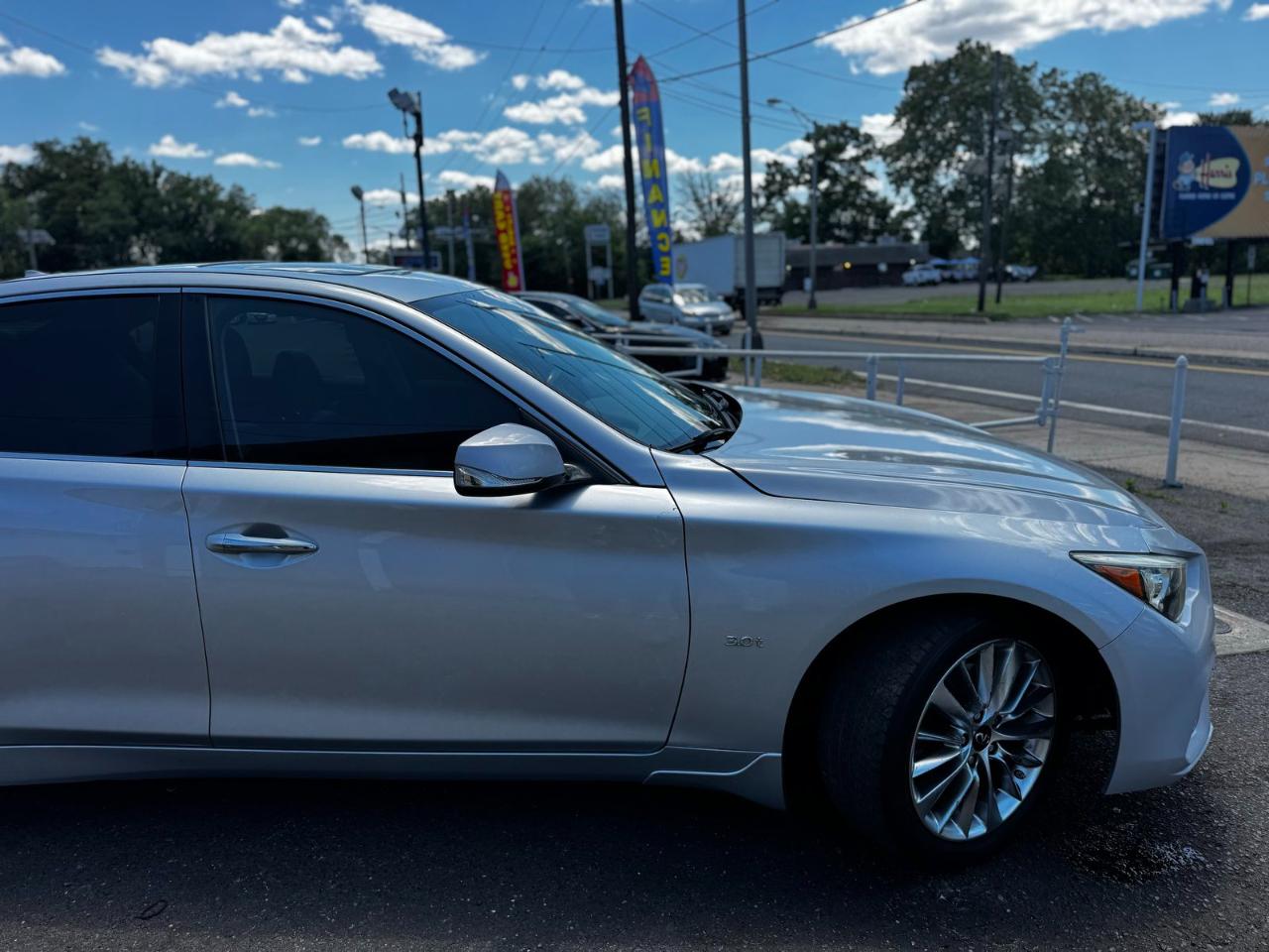 Infiniti Q50 3.0t LUXE RWD 2019