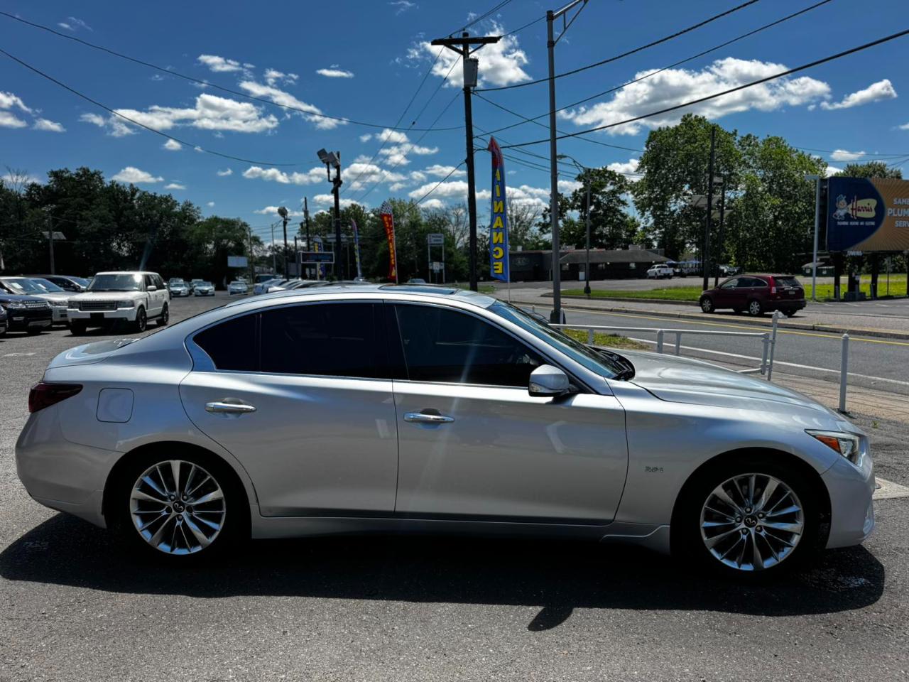 Infiniti Q50 3.0t LUXE RWD 2019