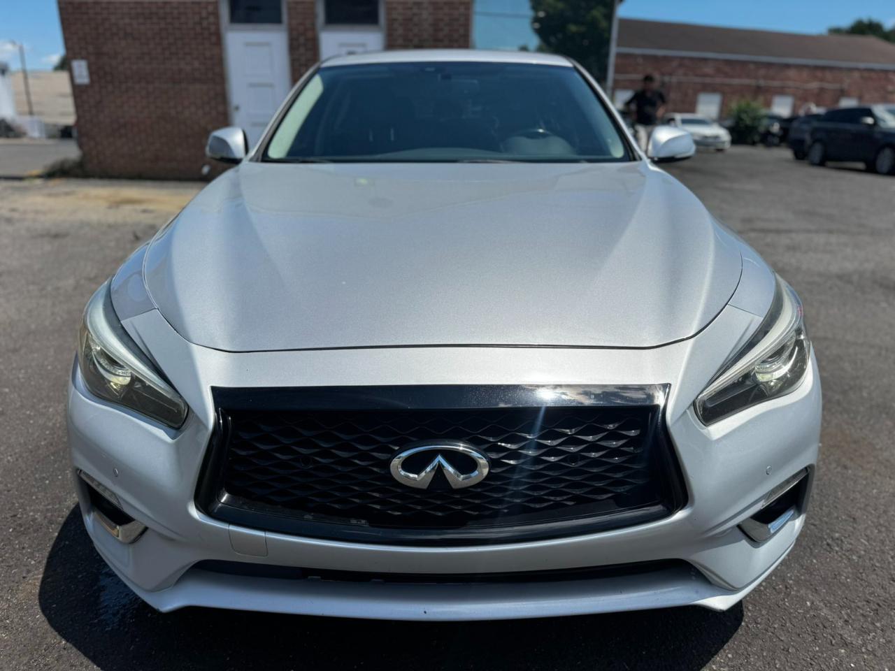 Infiniti Q50 3.0t LUXE RWD 2019