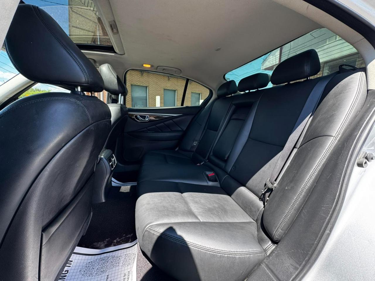 Infiniti Q50 3.0t LUXE RWD 2019