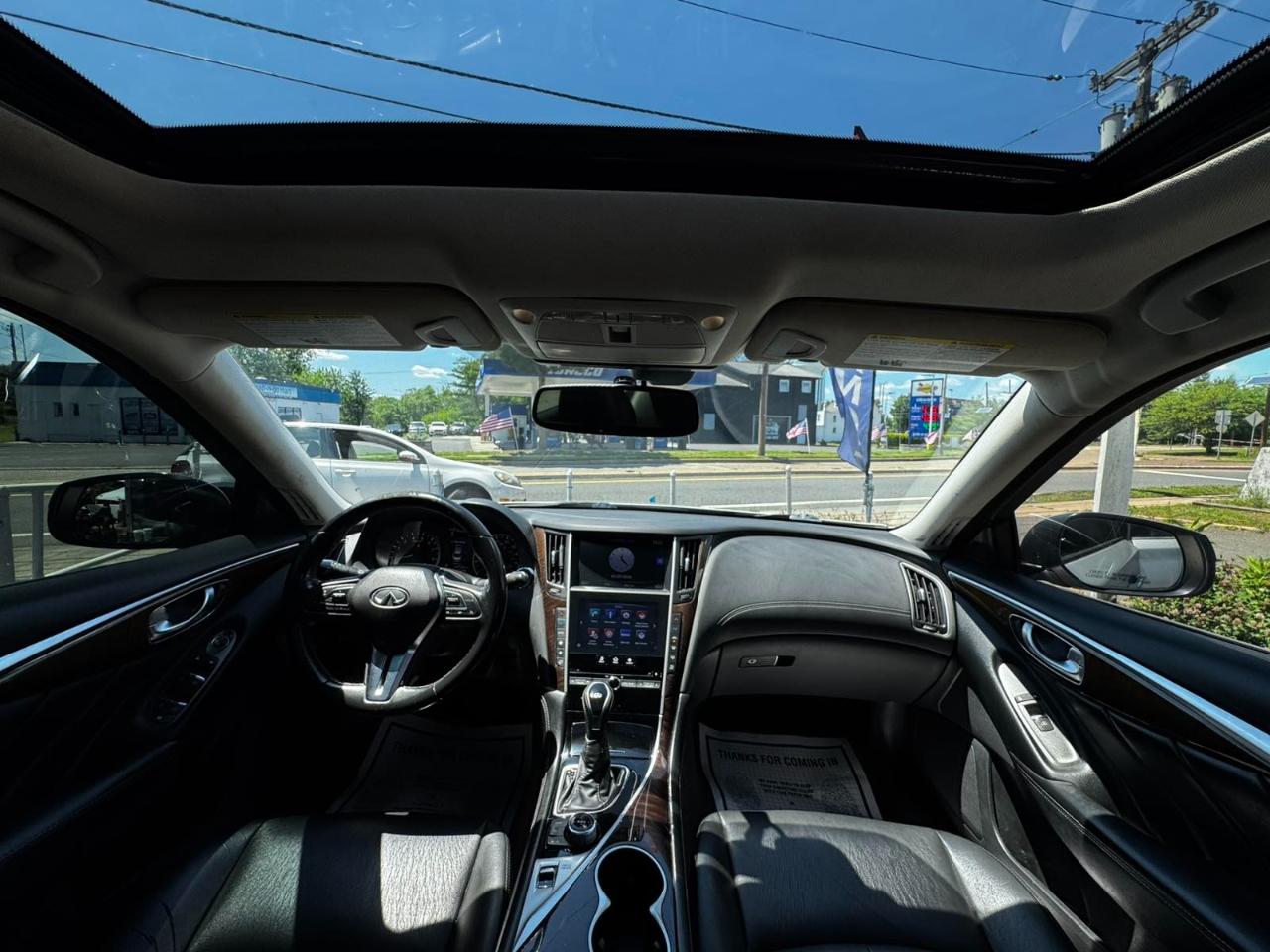 Infiniti Q50 3.0t LUXE RWD 2019