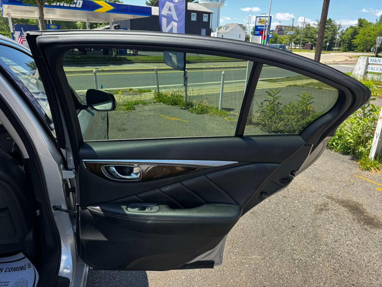 Infiniti Q50 3.0t LUXE RWD 2019