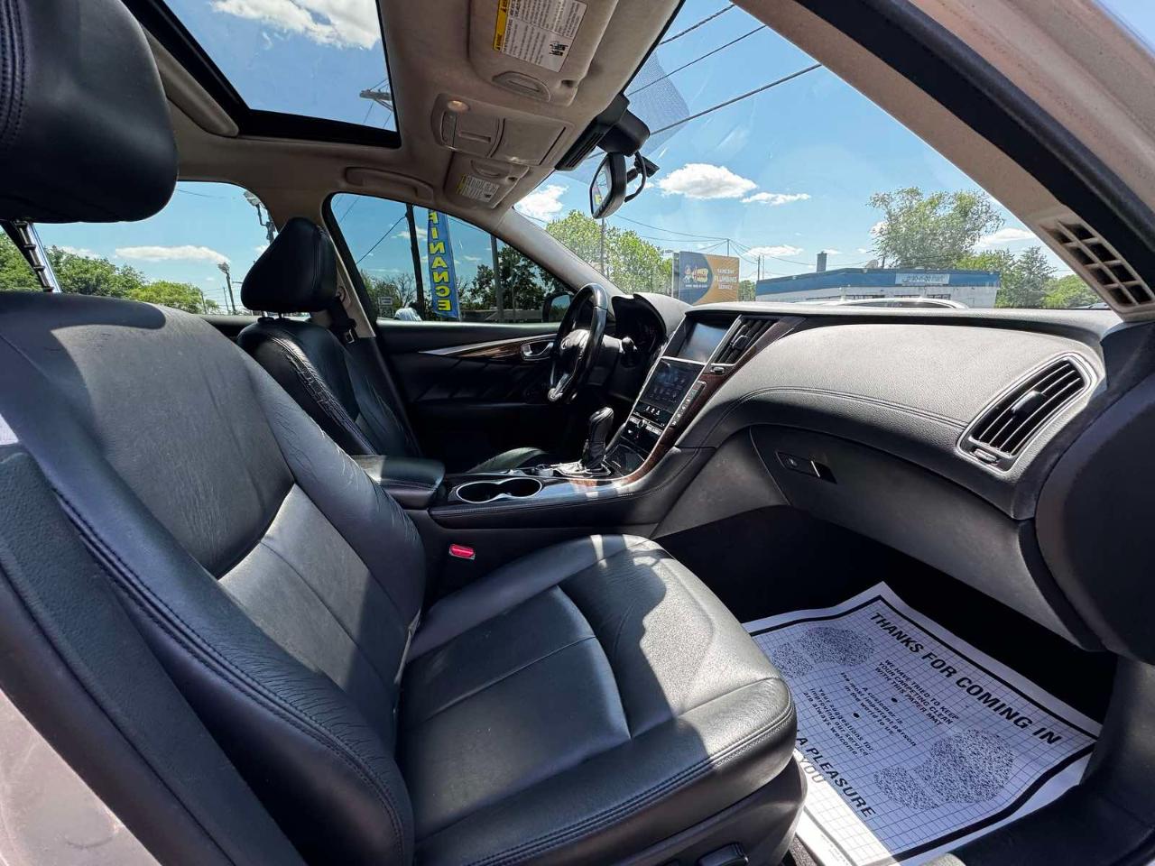 Infiniti Q50 3.0t LUXE RWD 2019