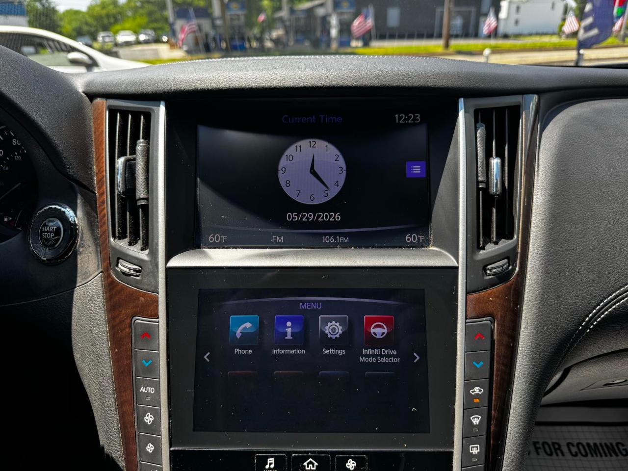 Infiniti Q50 3.0t LUXE RWD 2019