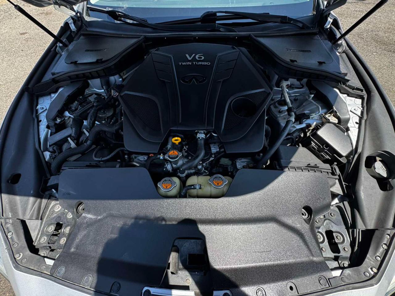 Infiniti Q50 3.0t LUXE RWD 2019