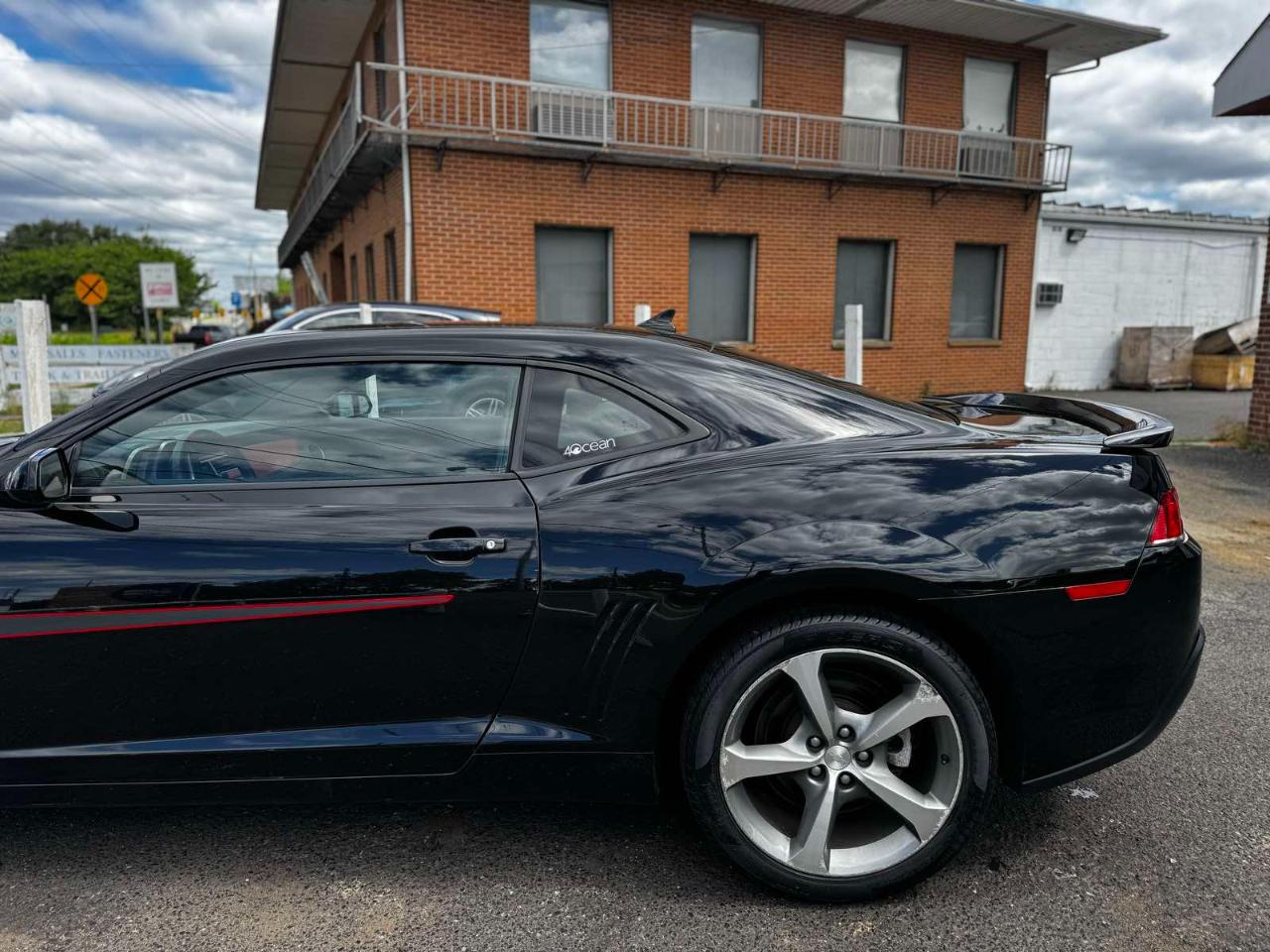 Chevrolet Camaro 2dr Cpe LT w/2LT 2015
