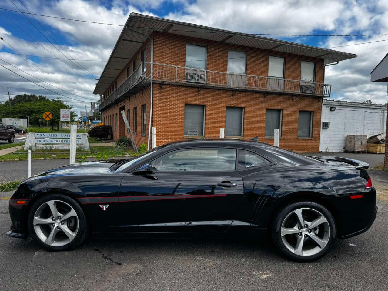 Chevrolet Camaro 2dr Cpe LT w/2LT 2015