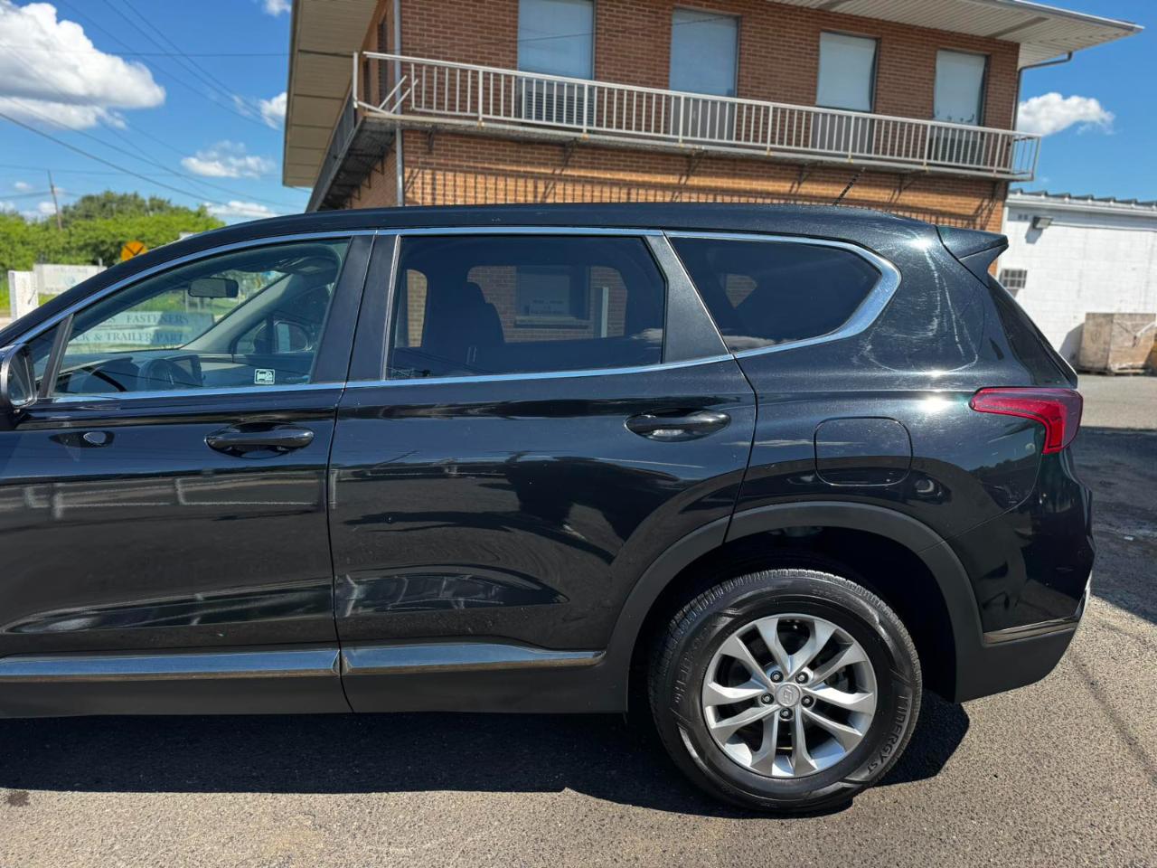 Hyundai Santa Fe SE 2.4L Auto AWD 2019