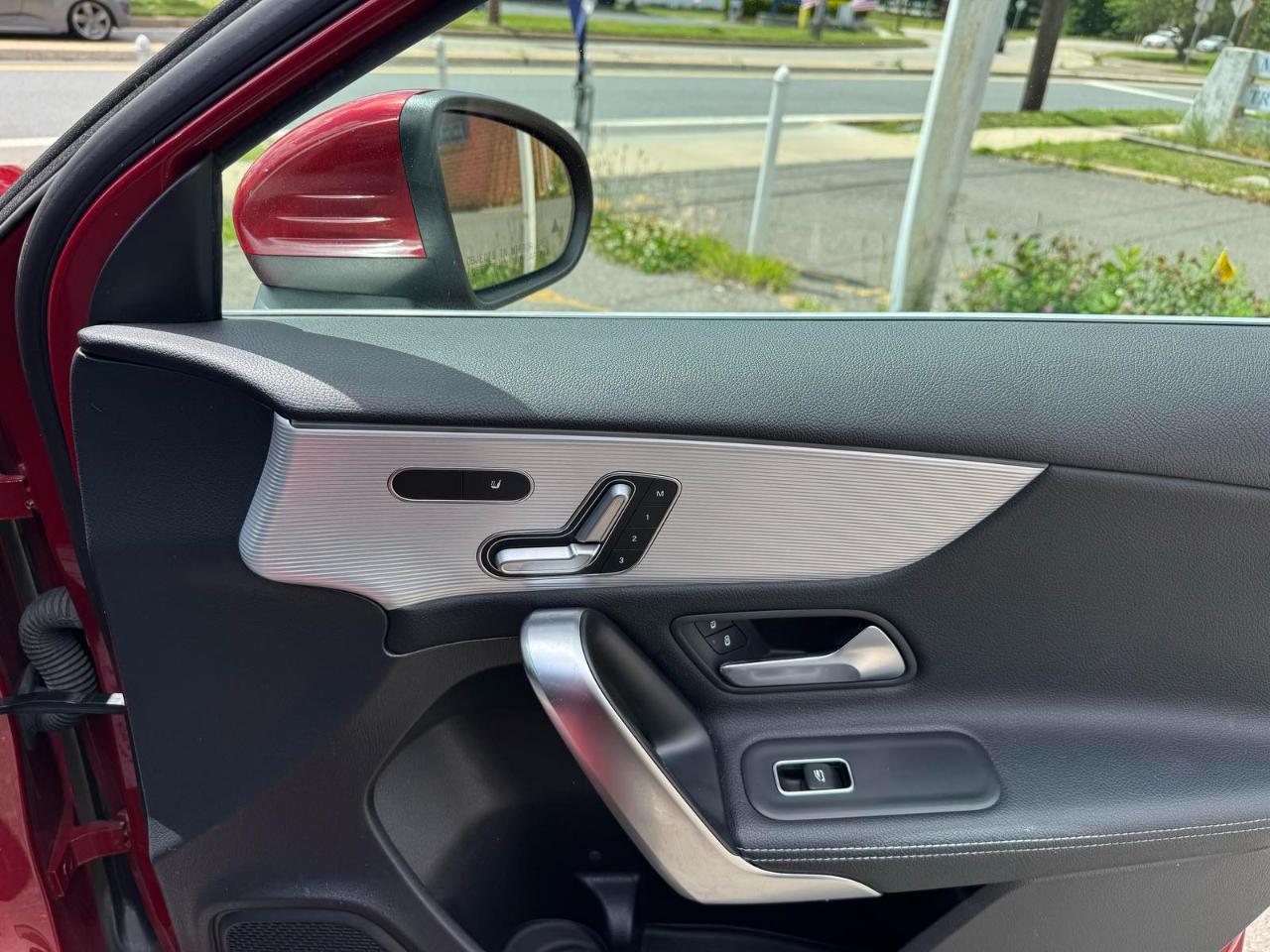 Mercedes-Benz A-Class A 220 4MATIC Sedan 2021
