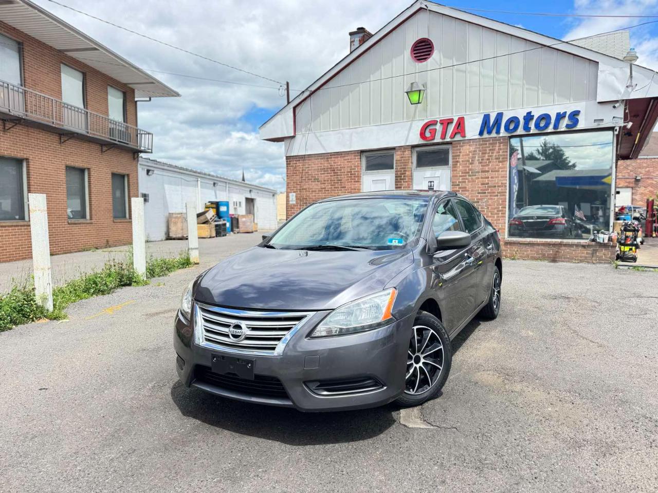 Nissan Sentra 4dr Sdn I4 CVT SV 2014