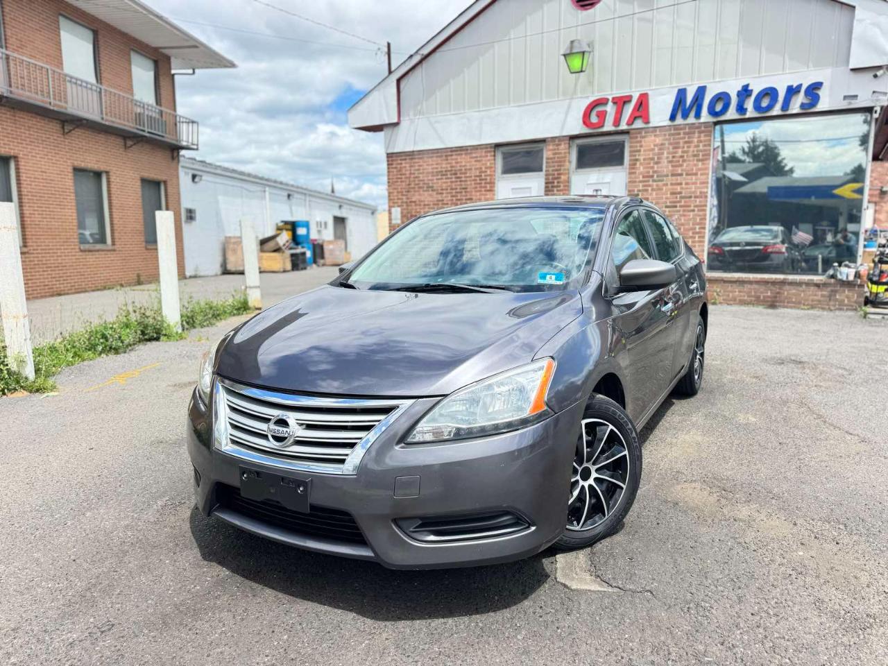 Nissan Sentra 4dr Sdn I4 CVT SV 2014