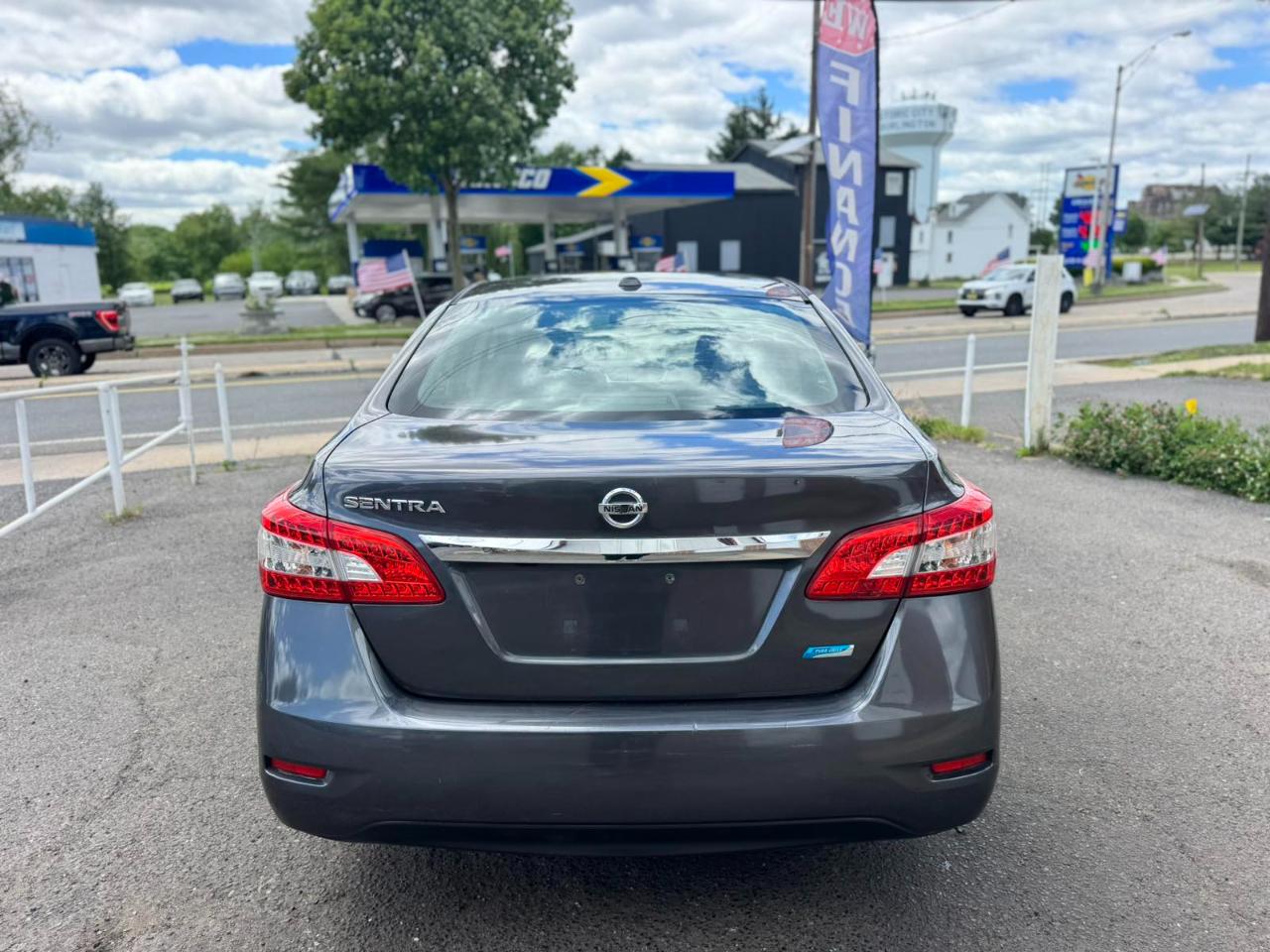 Nissan Sentra 4dr Sdn I4 CVT SV 2014