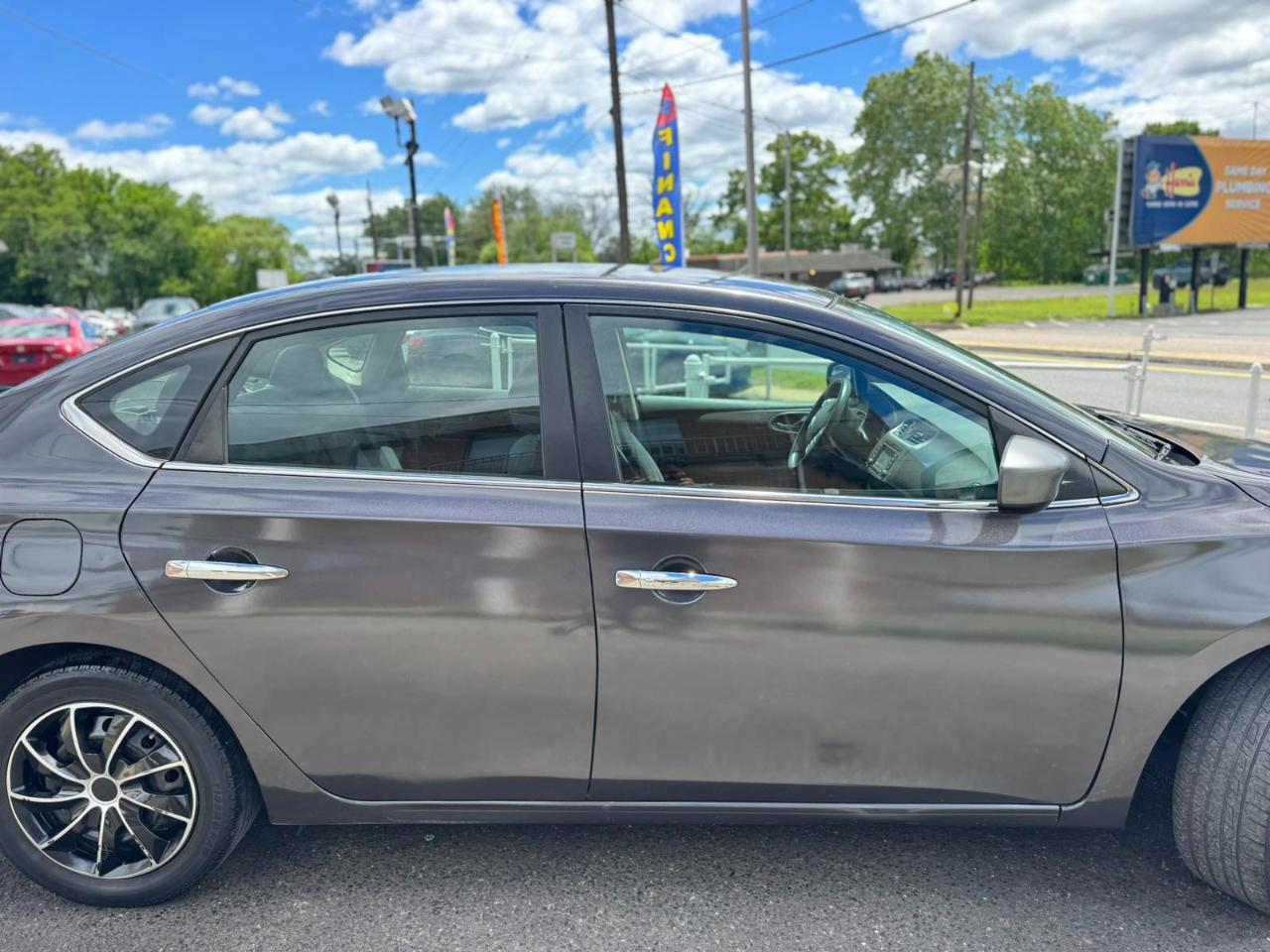 Nissan Sentra 4dr Sdn I4 CVT SV 2014