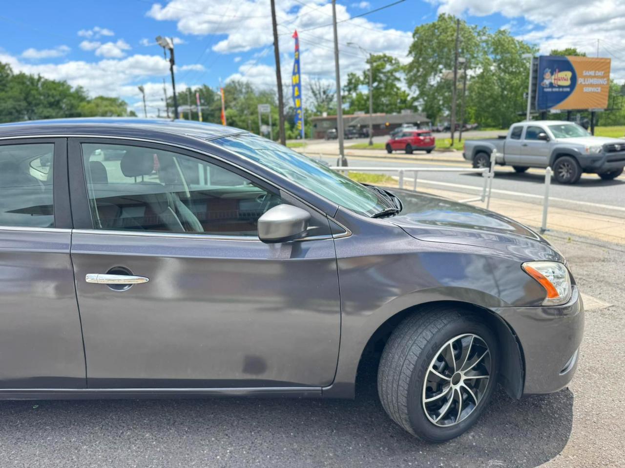 Nissan Sentra 4dr Sdn I4 CVT SV 2014