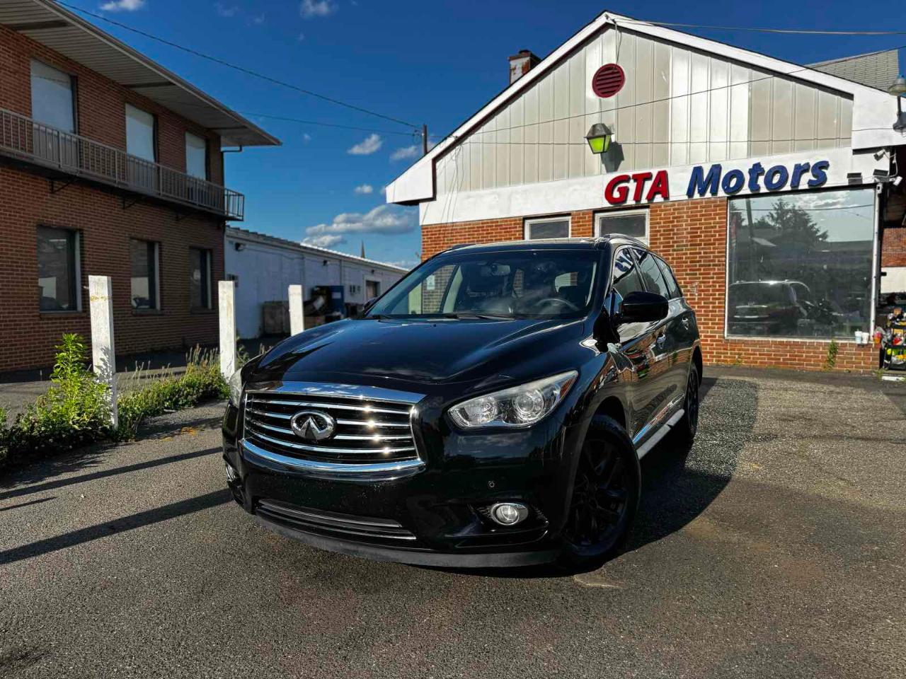 Infiniti JX35 FWD 4dr 2013