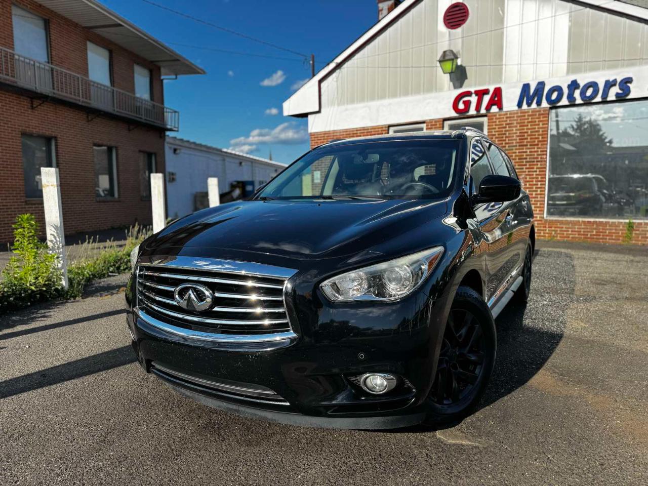 Infiniti JX35 FWD 4dr 2013
