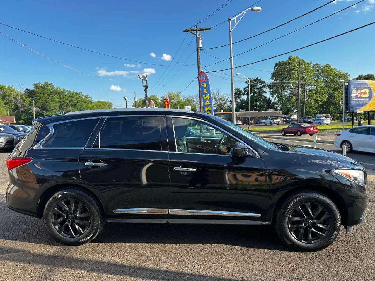 Infiniti JX35 FWD 4dr 2013
