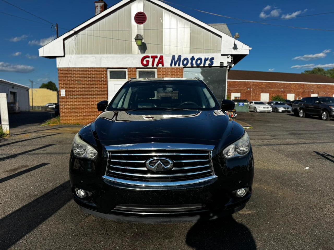 Infiniti JX35 FWD 4dr 2013