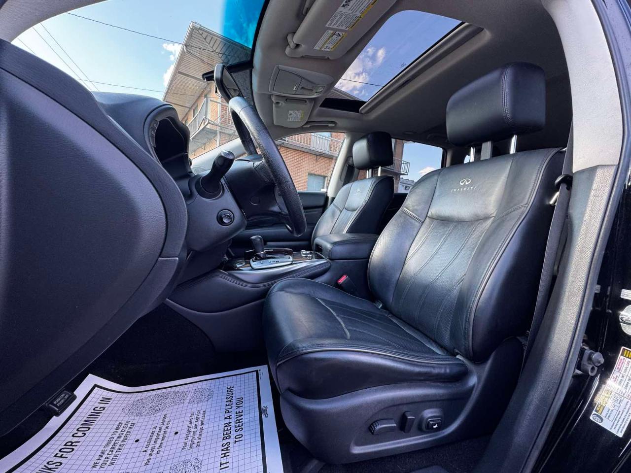 Infiniti JX35 FWD 4dr 2013