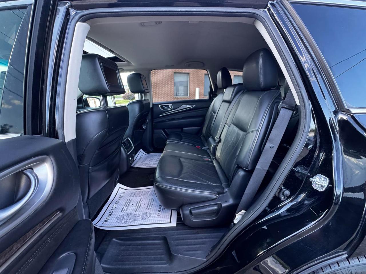 Infiniti JX35 FWD 4dr 2013