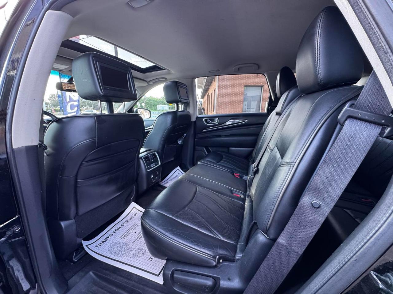 Infiniti JX35 FWD 4dr 2013