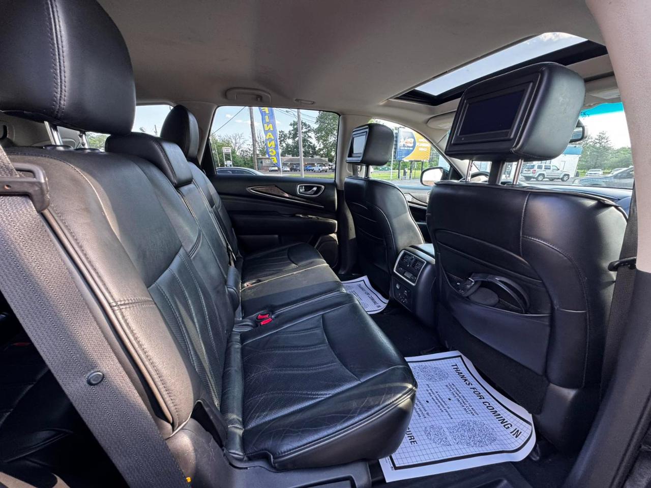 Infiniti JX35 FWD 4dr 2013