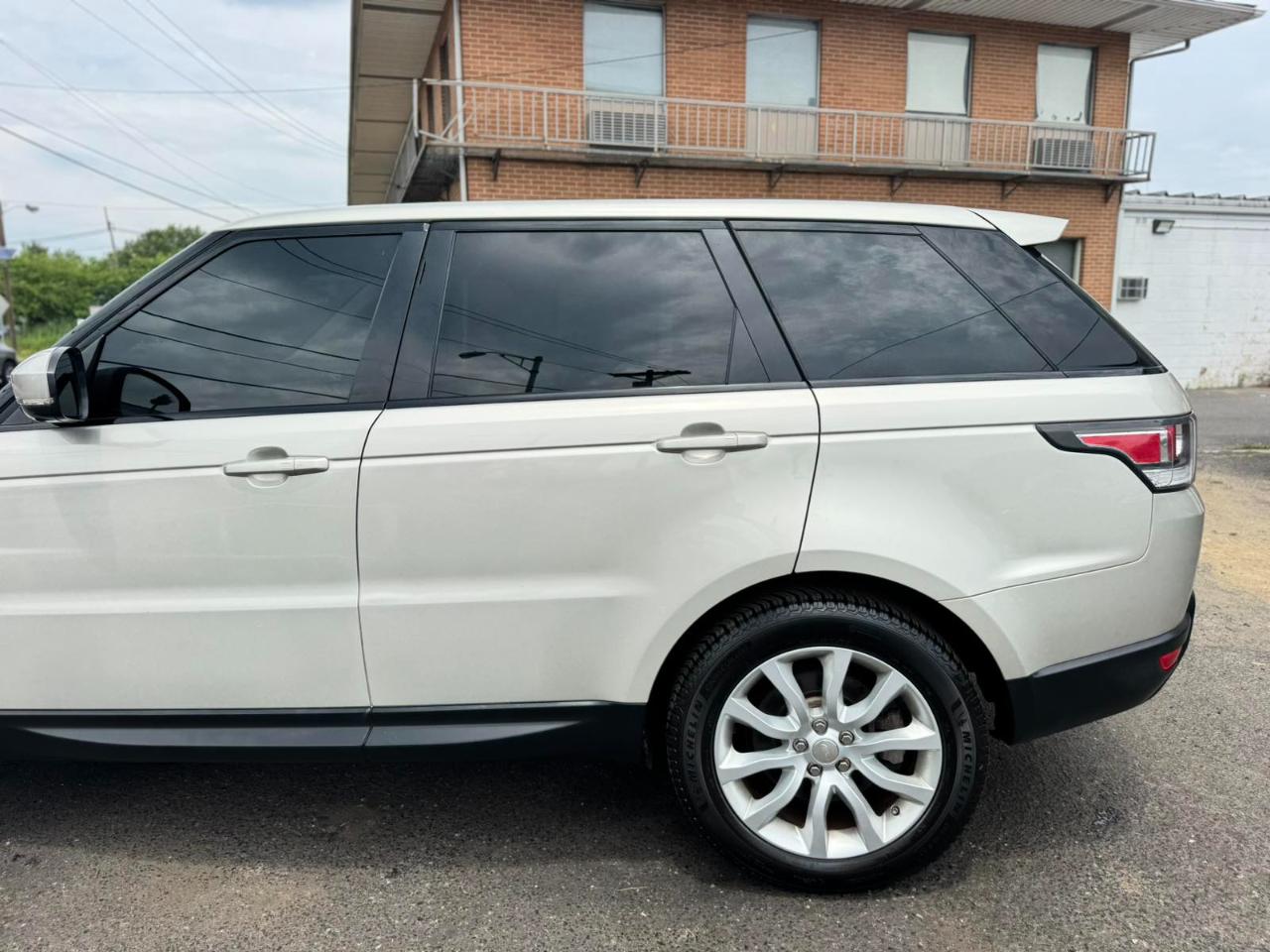 Land Rover Range Rover Sport 4WD 4dr HSE 2014