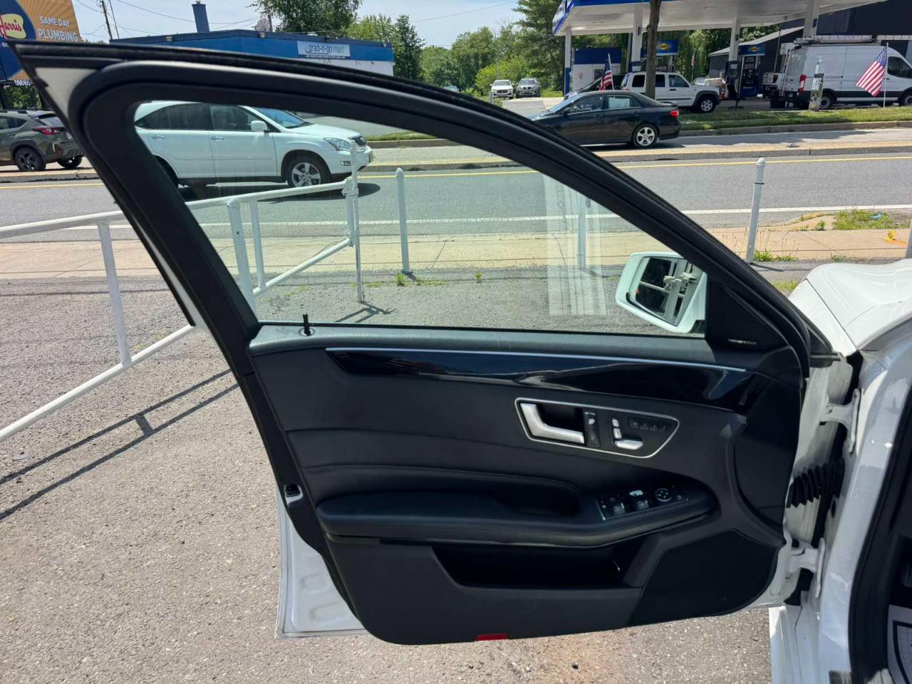 Mercedes-Benz E-Class 4dr Sdn E 350 Sport 4MATIC 2014