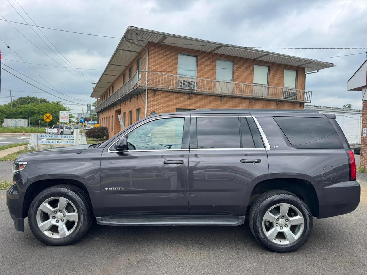 Chevrolet Tahoe 4WD 4dr LT 2015