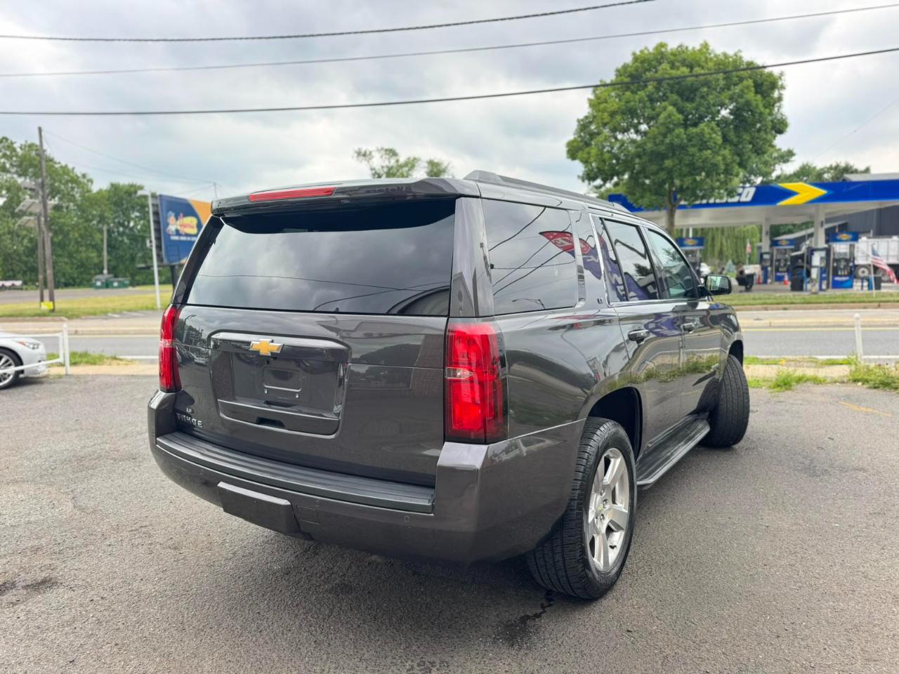 Chevrolet Tahoe 4WD 4dr LT 2015