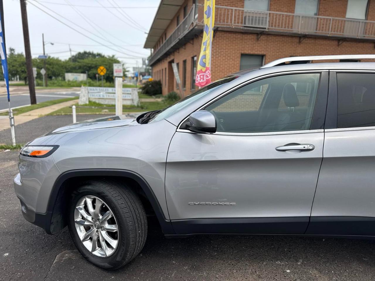 Jeep Cherokee 4WD 4dr Limited 2015