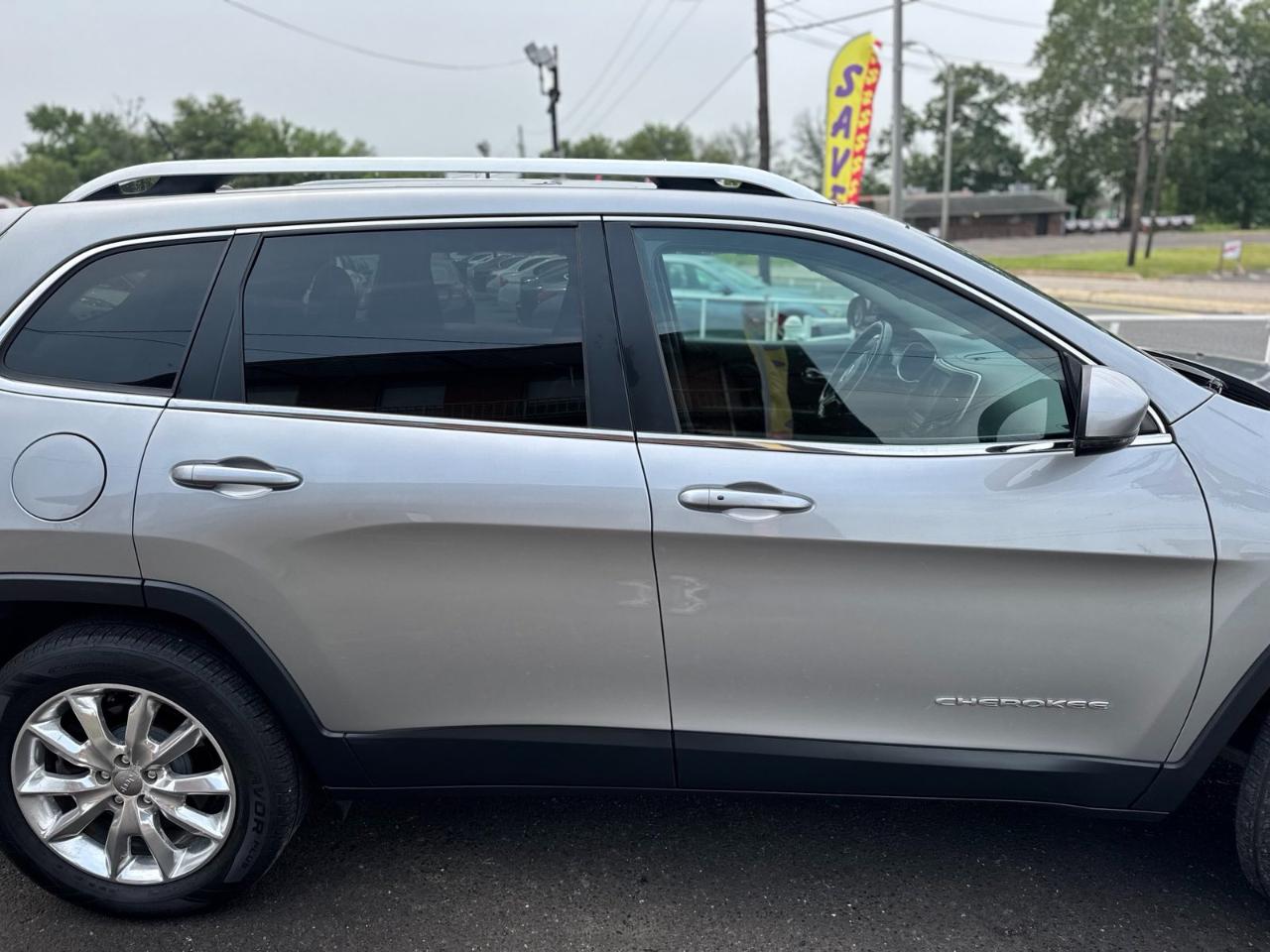 Jeep Cherokee 4WD 4dr Limited 2015