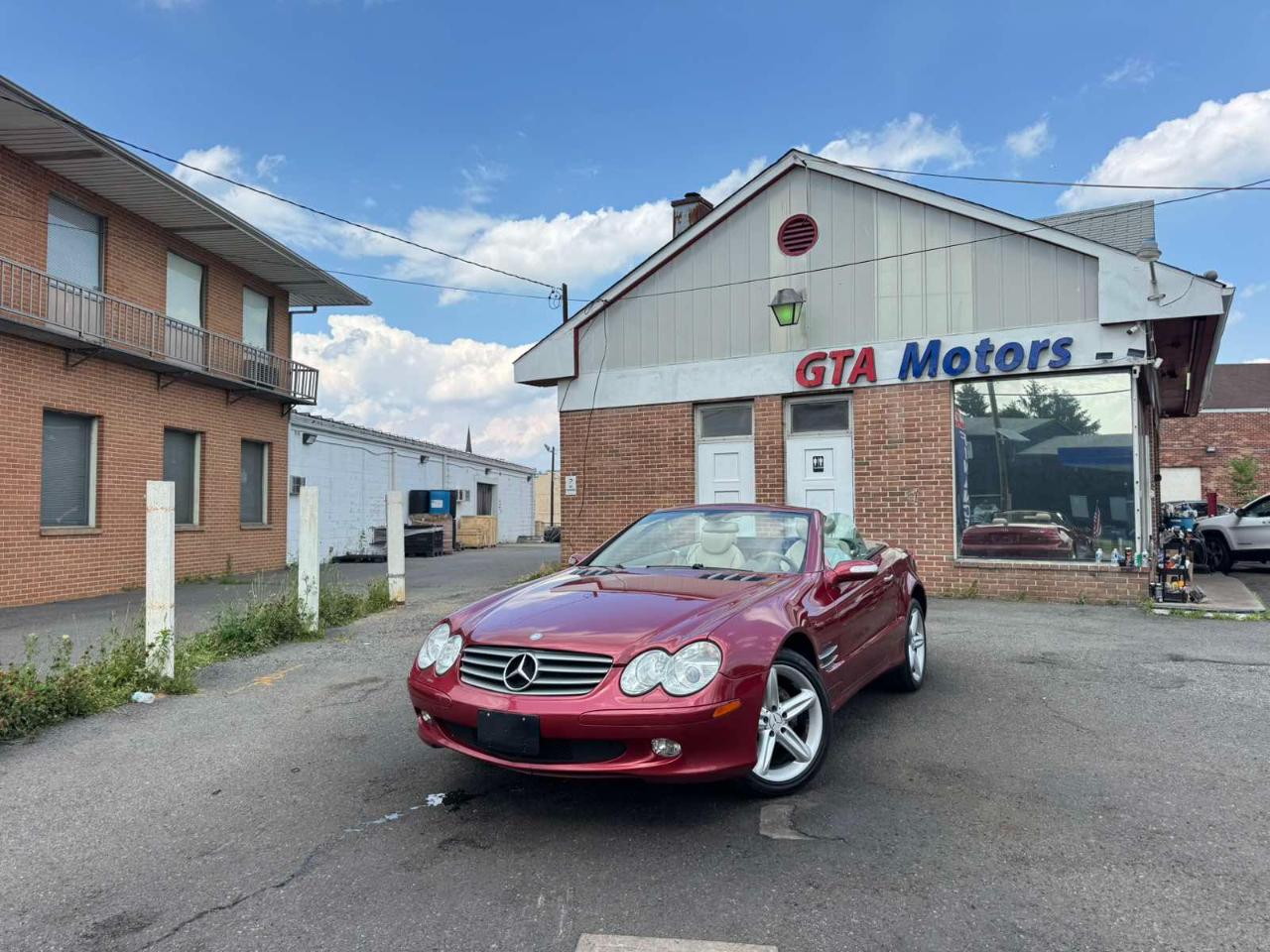 Mercedes-Benz SL-Class 2dr Roadster 5.0L 2005