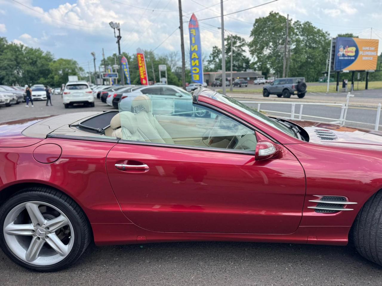 Mercedes-Benz SL-Class 2dr Roadster 5.0L 2005