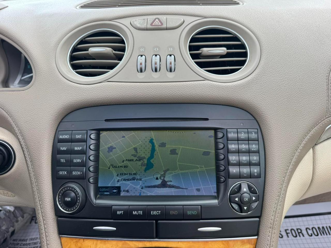 Mercedes-Benz SL-Class 2dr Roadster 5.0L 2005