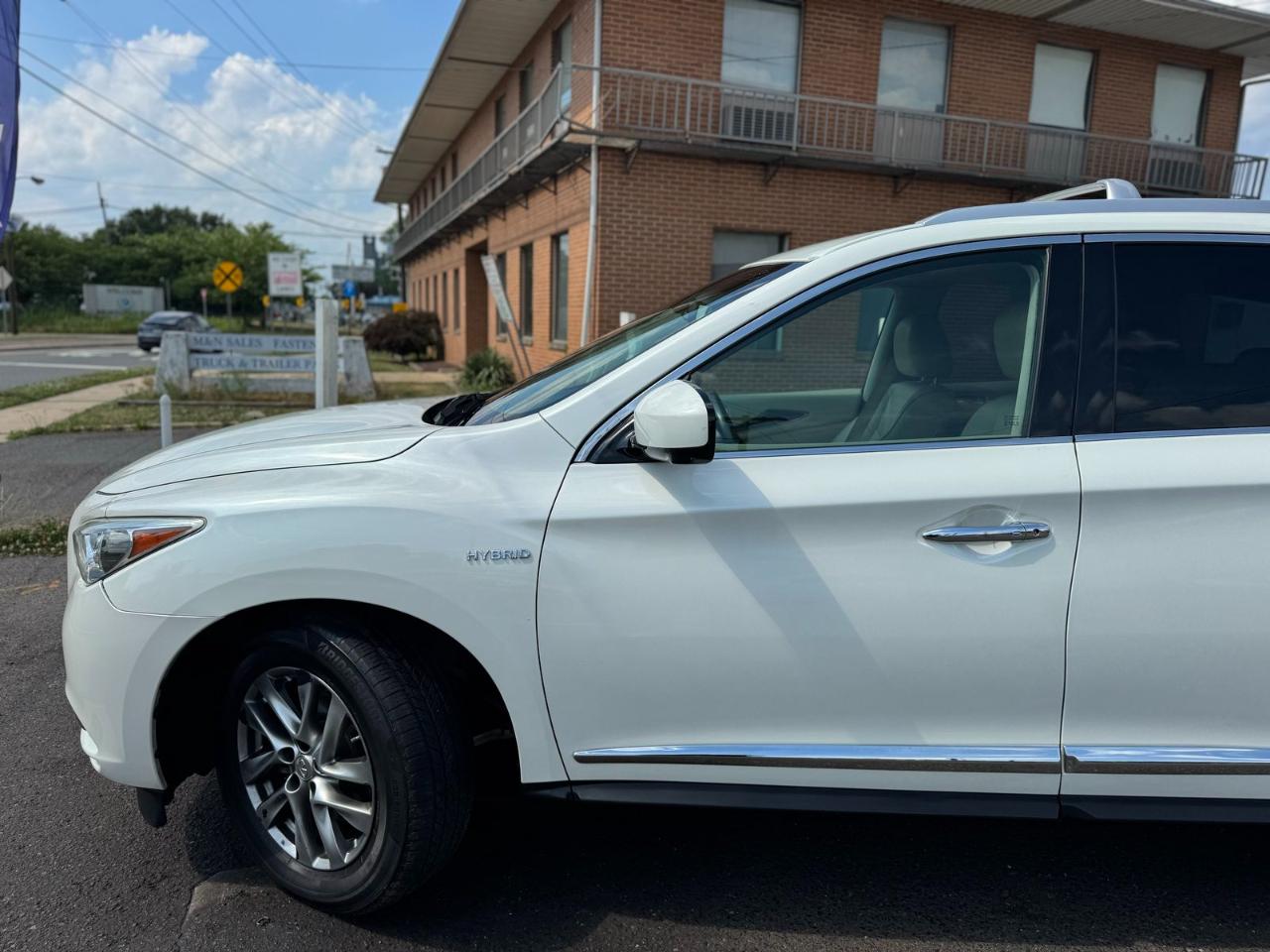 Infiniti QX60 AWD 4dr Hybrid 2015