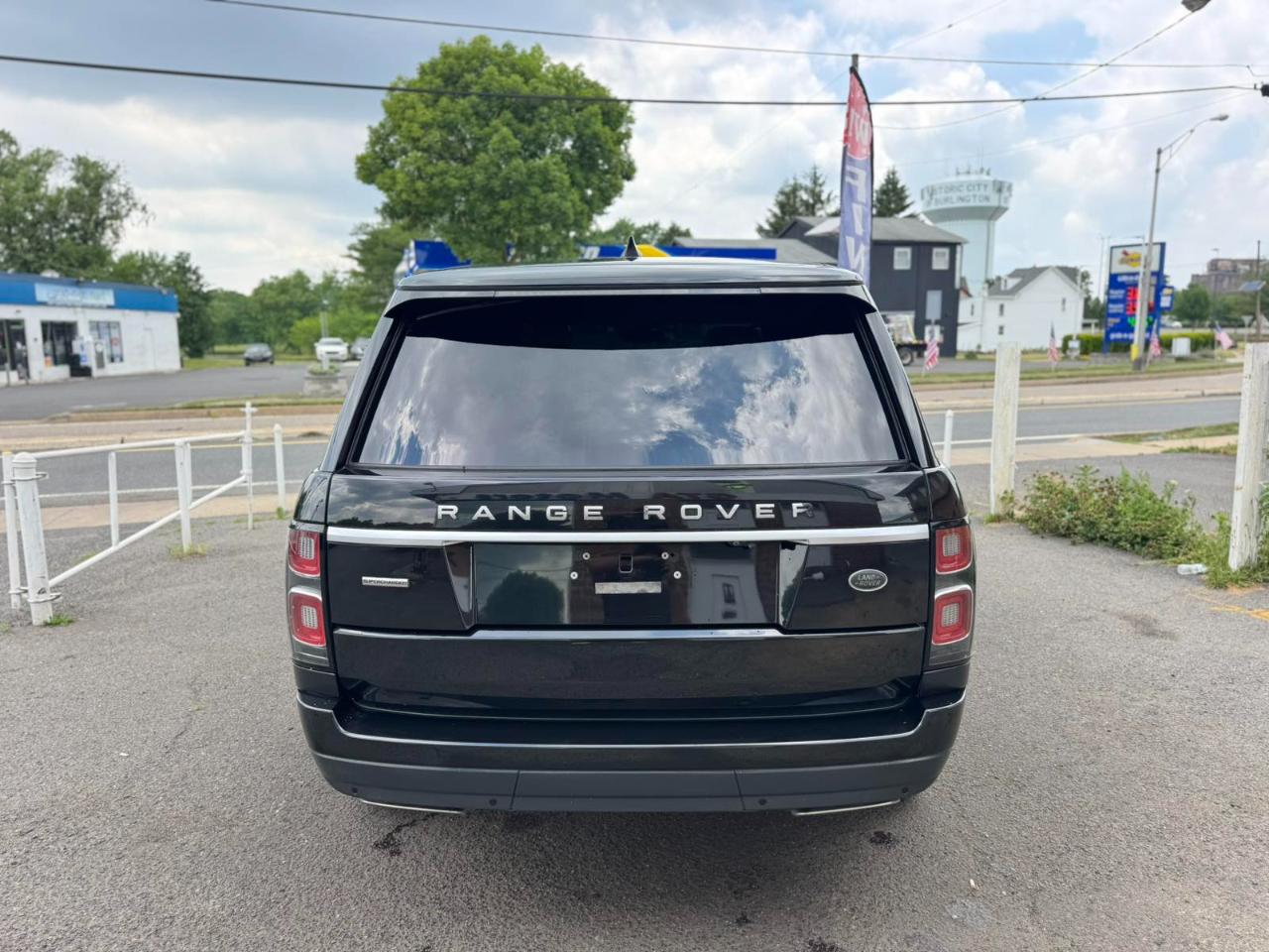 Land Rover Range Rover V8 Supercharged SWB 2019