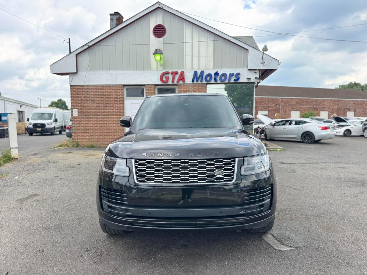 Land Rover Range Rover V8 Supercharged SWB 2019