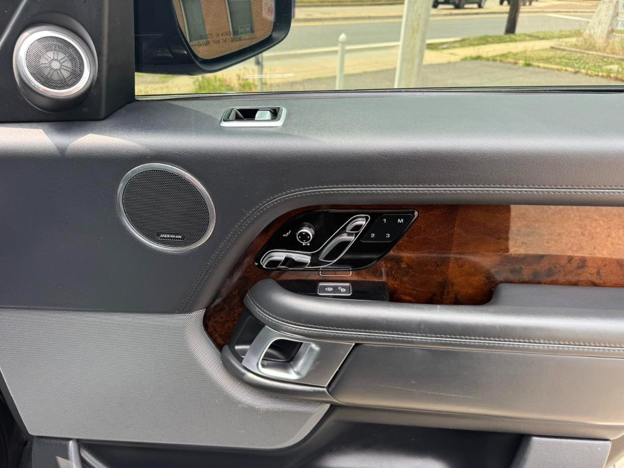Land Rover Range Rover V8 Supercharged SWB 2019