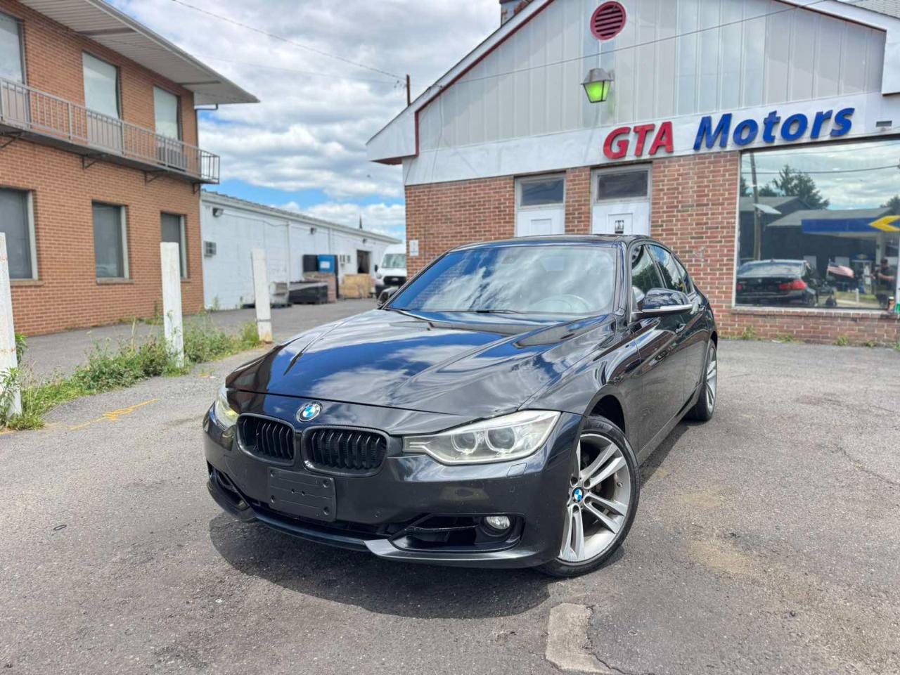 BMW 3 Series 4dr Sdn 328i xDrive AWD SULEV South Africa 2015