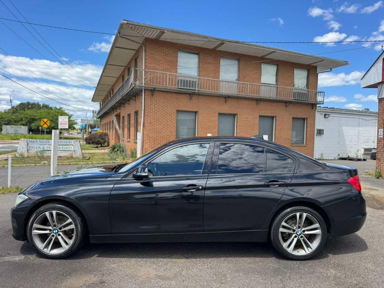 BMW 3 Series 4dr Sdn 328i xDrive AWD SULEV South Africa 2015