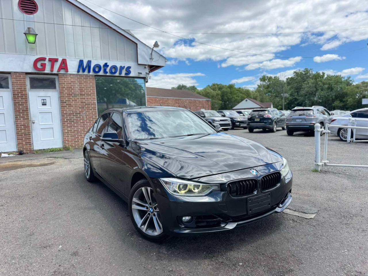 BMW 3 Series 4dr Sdn 328i xDrive AWD SULEV South Africa 2015