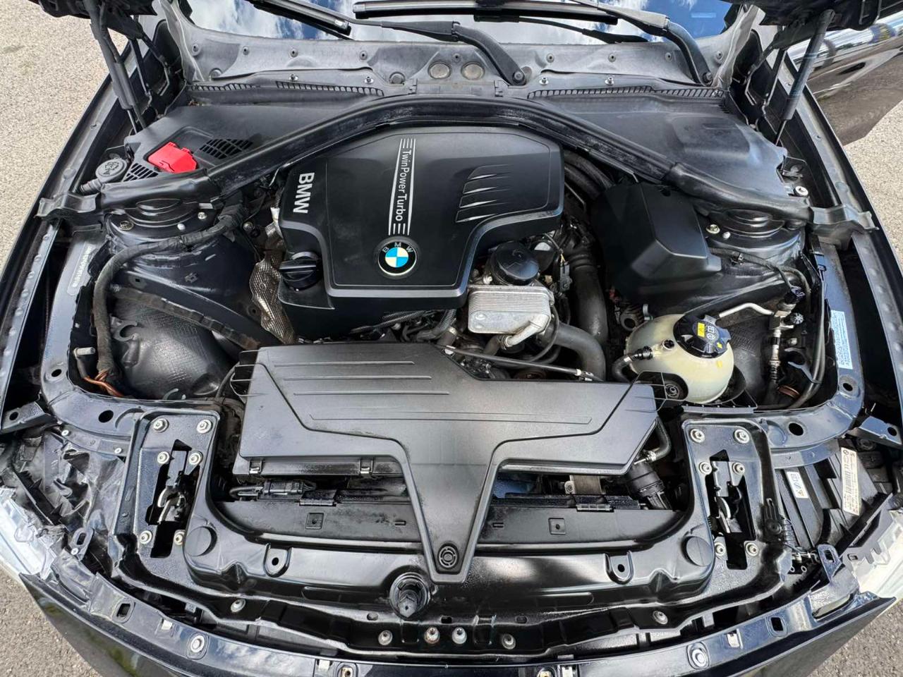 BMW 3 Series 4dr Sdn 328i xDrive AWD SULEV South Africa 2015