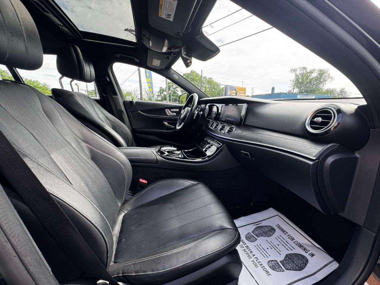 Mercedes-Benz E-Class E 300 Sport 4MATIC Sedan 2017